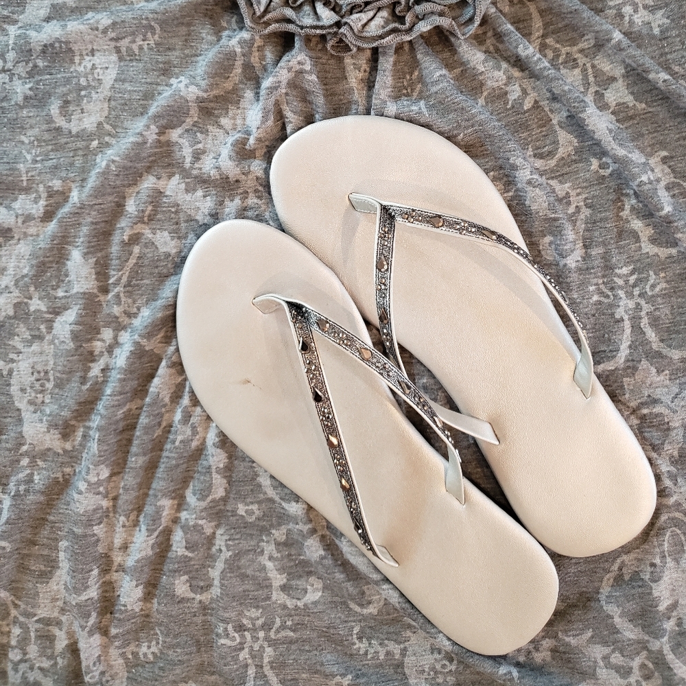 Testament sleeveless top